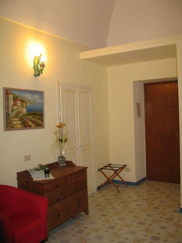 B&B Venus Inn โปซิตาโน ภายนอก รูปภาพ